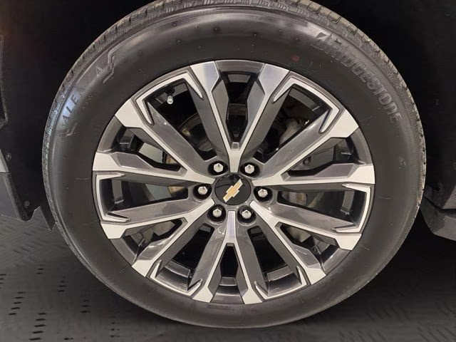 2025 Sterling Gray Metallic Chevrolet Tahoe High Country 4X4 SUV
