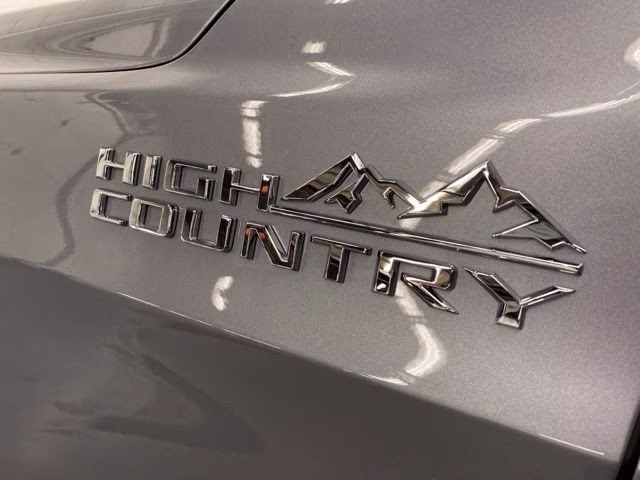 2025 Sterling Gray Metallic Chevrolet Tahoe High Country 4X4 SUV