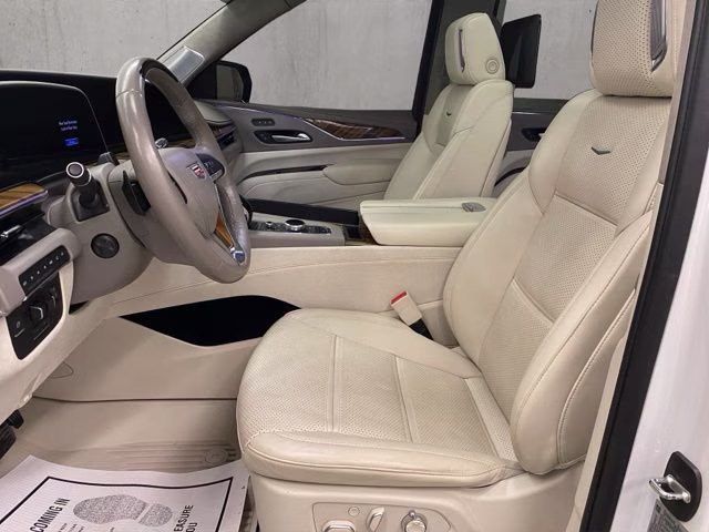 2023 Crystal White Tricoat Cadillac Escalade Sport Platinum 4X4 SUV