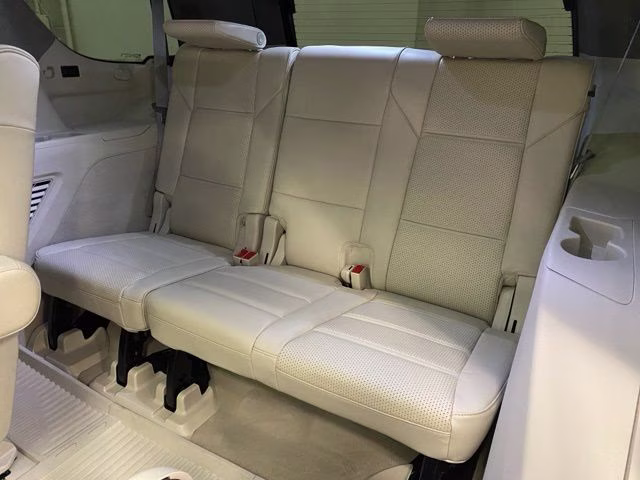 2023 Crystal White Tricoat Cadillac Escalade Sport Platinum 4X4 SUV