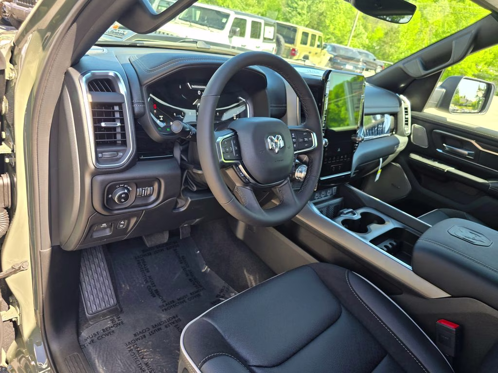 2026 Canyon Lake Ram 1500 Laramie 4X4 Truck