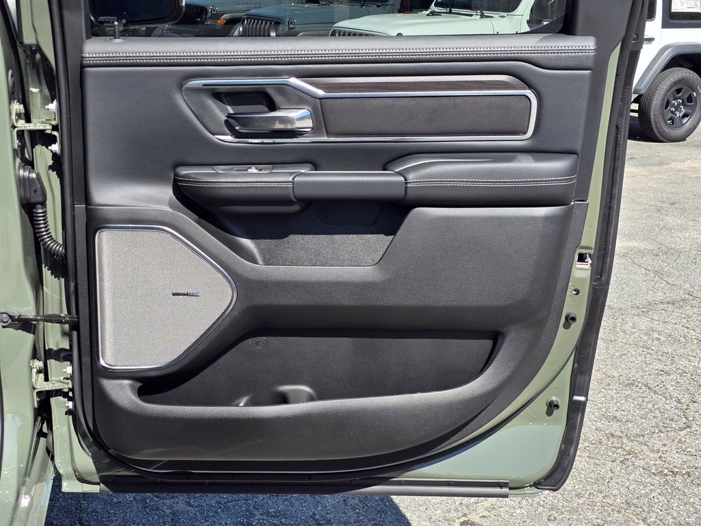 2026 Canyon Lake Ram 1500 Laramie 4X4 Truck