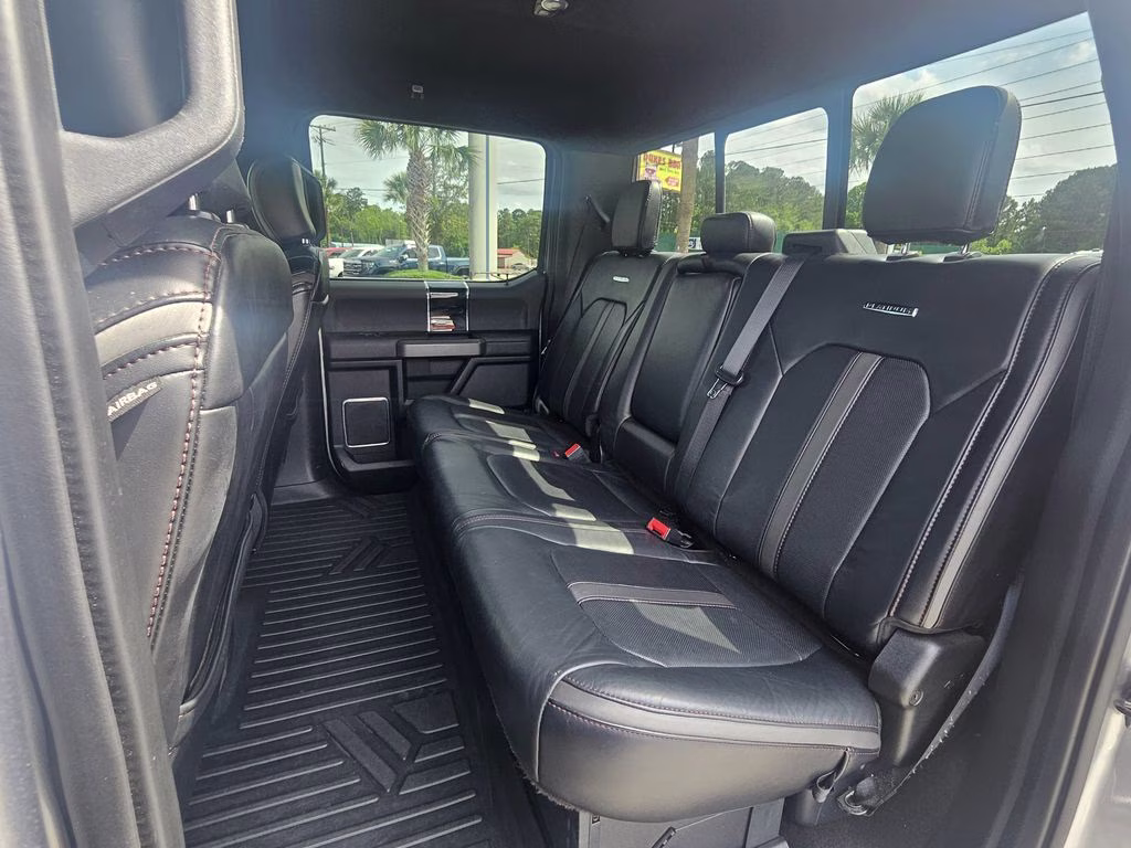 2020 Iconic Silver Metallic Ford Super Duty F-250 SRW Platinum 4X4 Truck