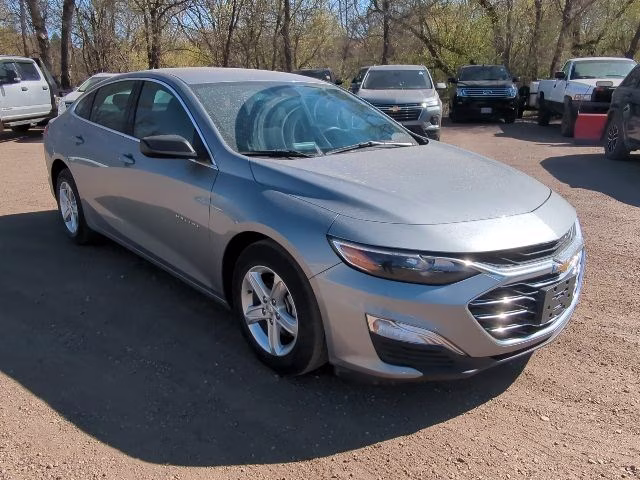 2024 Sterling Gray Metallic Chevrolet Malibu LS FWD Sedan
