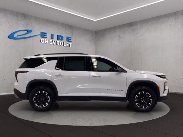 2026 Polar White Tricoat Chevrolet Traverse Z71 AWD SUV