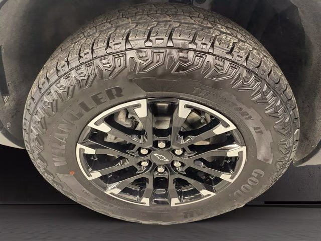 2026 Polar White Tricoat Chevrolet Traverse Z71 AWD SUV