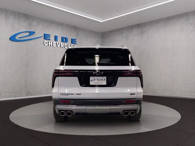 2026 Polar White Tricoat Chevrolet Traverse Z71 AWD SUV