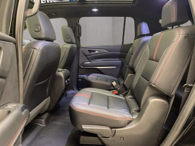 2024 Mosaic Black Metallic Chevrolet Traverse RS AWD SUV