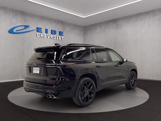 2024 Mosaic Black Metallic Chevrolet Traverse RS AWD SUV