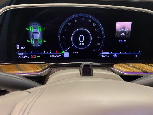 2023 Crystal White Tricoat Cadillac Escalade Sport Platinum 4X4 SUV