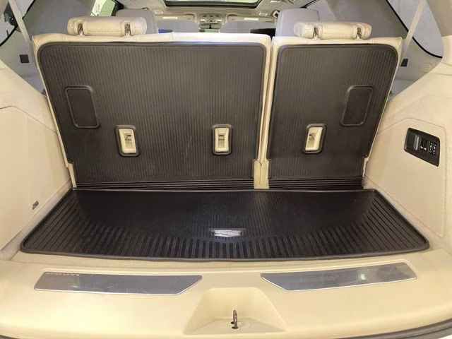 2023 Crystal White Tricoat Cadillac Escalade Sport Platinum 4X4 SUV