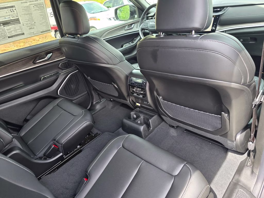 2026 Baltic Gray Metallic Clearcoat Jeep Grand Cherokee L Limited 4X4 SUV