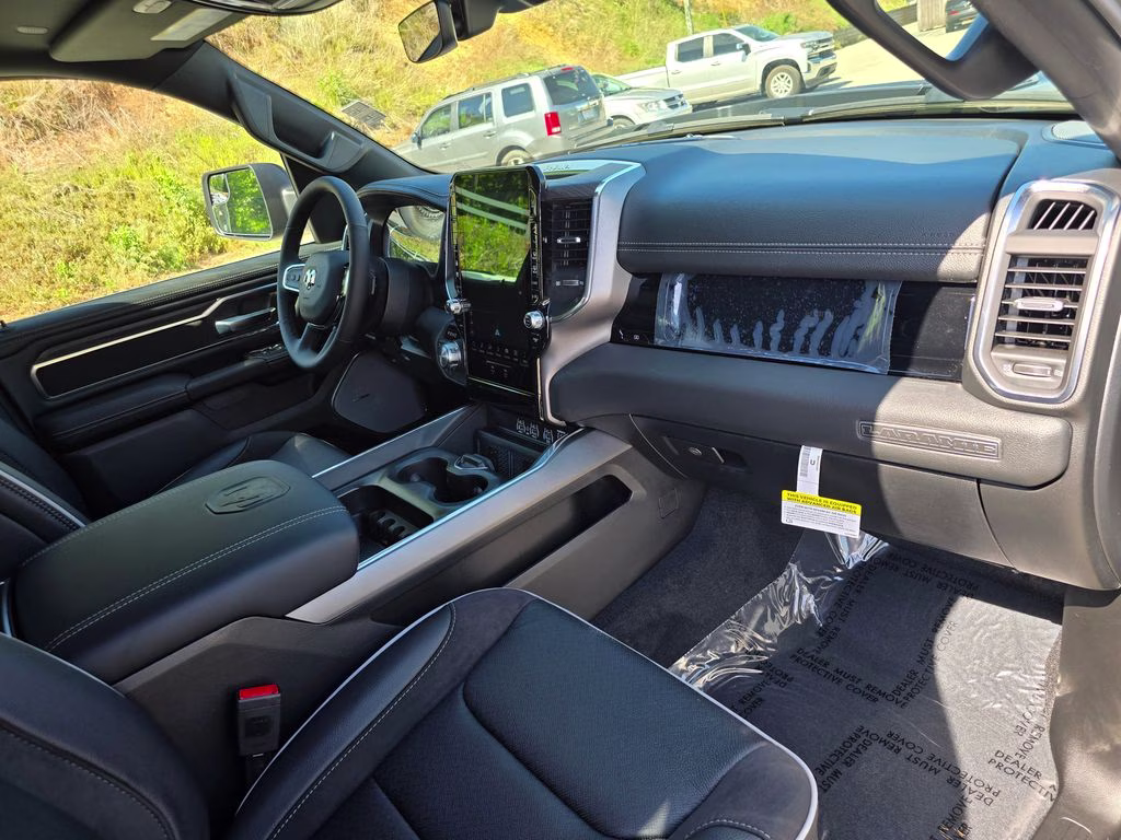 2026 Canyon Lake Ram 1500 Laramie 4X4 Truck