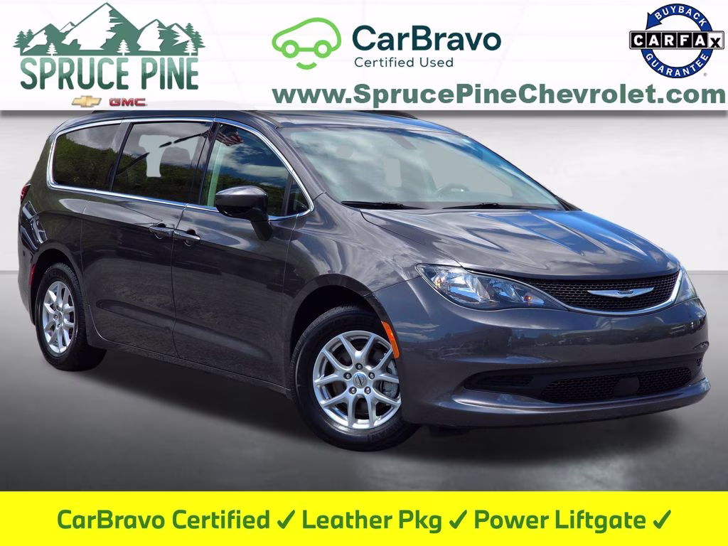 2021 Granite Crystal Metallic Clearcoat Chrysler Voyager LXI FWD Van
