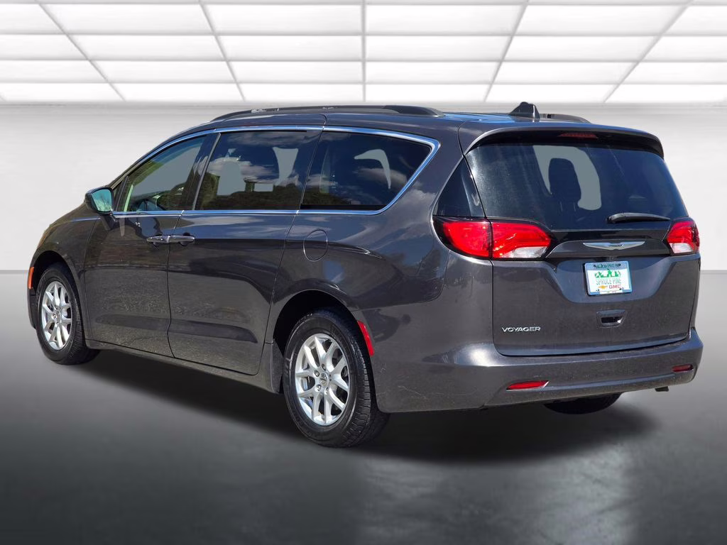 2021 Granite Crystal Metallic Clearcoat Chrysler Voyager LXI FWD Van
