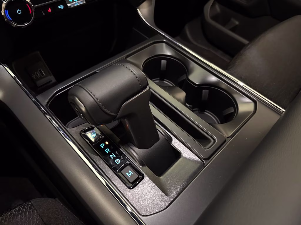 2026 Avalanche Ford F-150 XLT 4X4 Truck