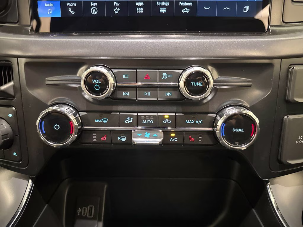 2026 Avalanche Ford F-150 XLT 4X4 Truck