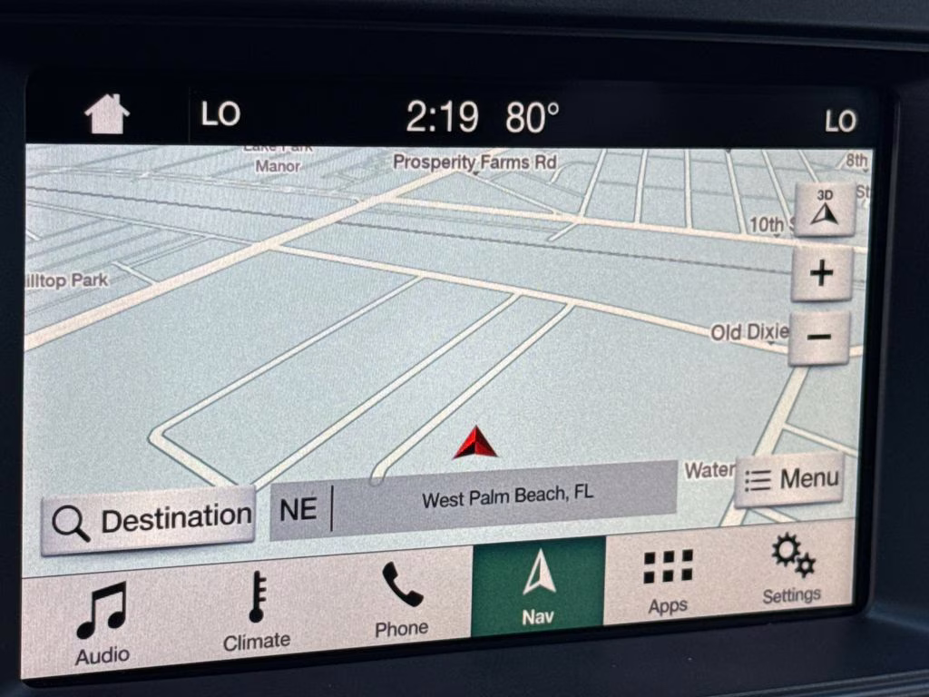 2019 Oxford White Ford Explorer XLT FWD SUV