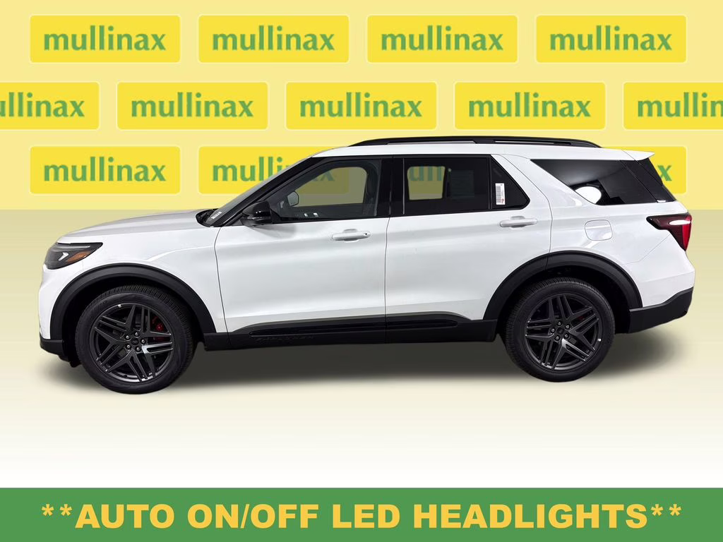 2026 Star White Metallic Tri-Coat Ford Explorer ST RWD SUV