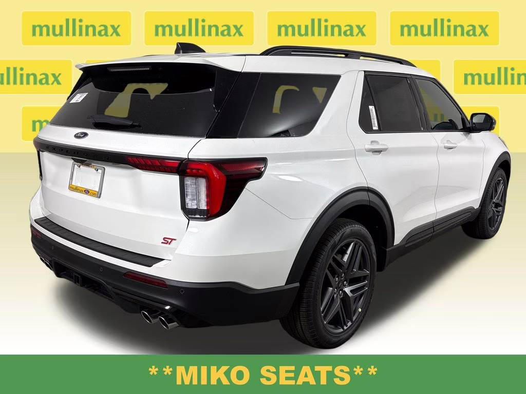 2026 Star White Metallic Tri-Coat Ford Explorer ST RWD SUV