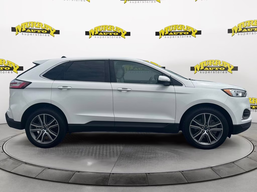 2021 Star White Metallic Tri-Coat Ford Edge Titanium FWD SUV