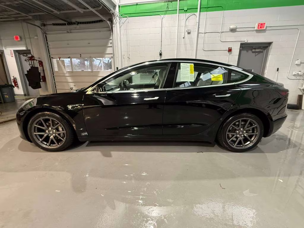 2018 Black Tesla Model 3 Long Range AWD Sedan