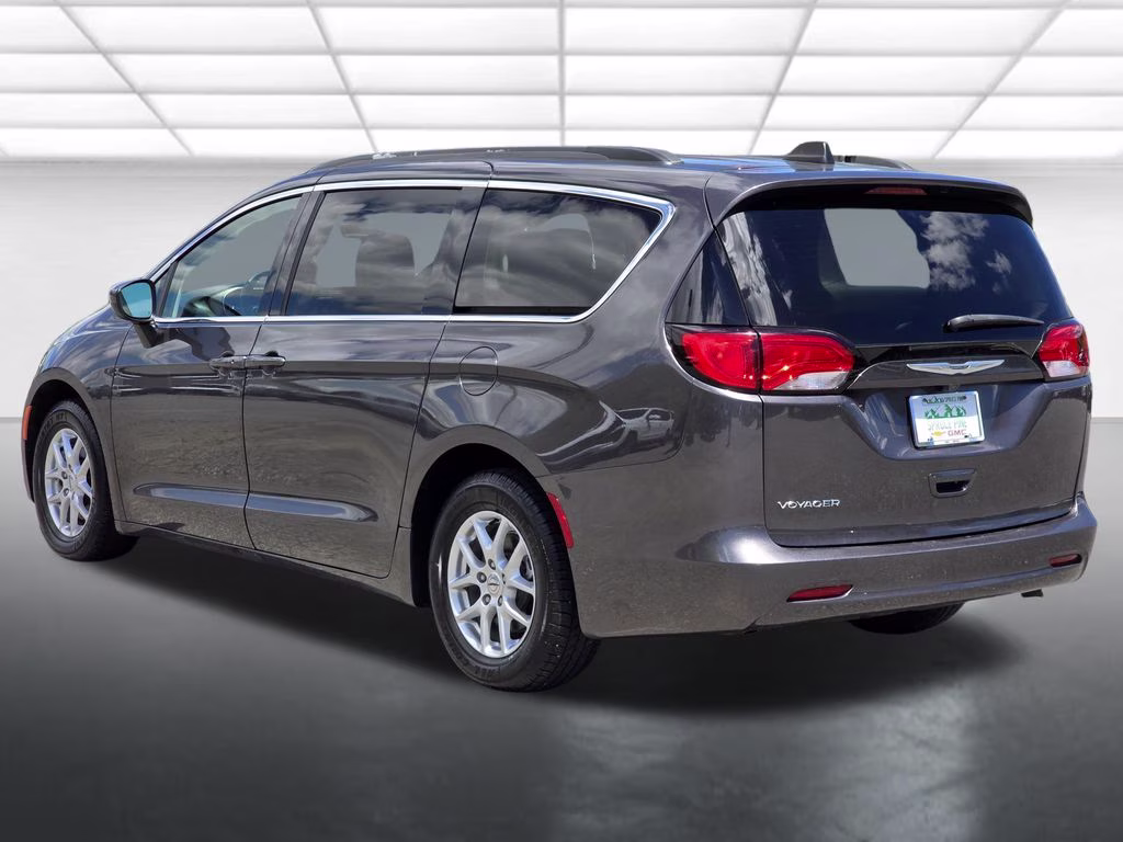 2021 Granite Crystal Metallic Clearcoat Chrysler Voyager LXI FWD Van