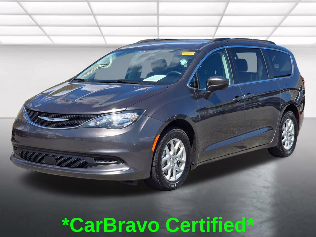 2021 Granite Crystal Metallic Clearcoat Chrysler Voyager LXI FWD Van