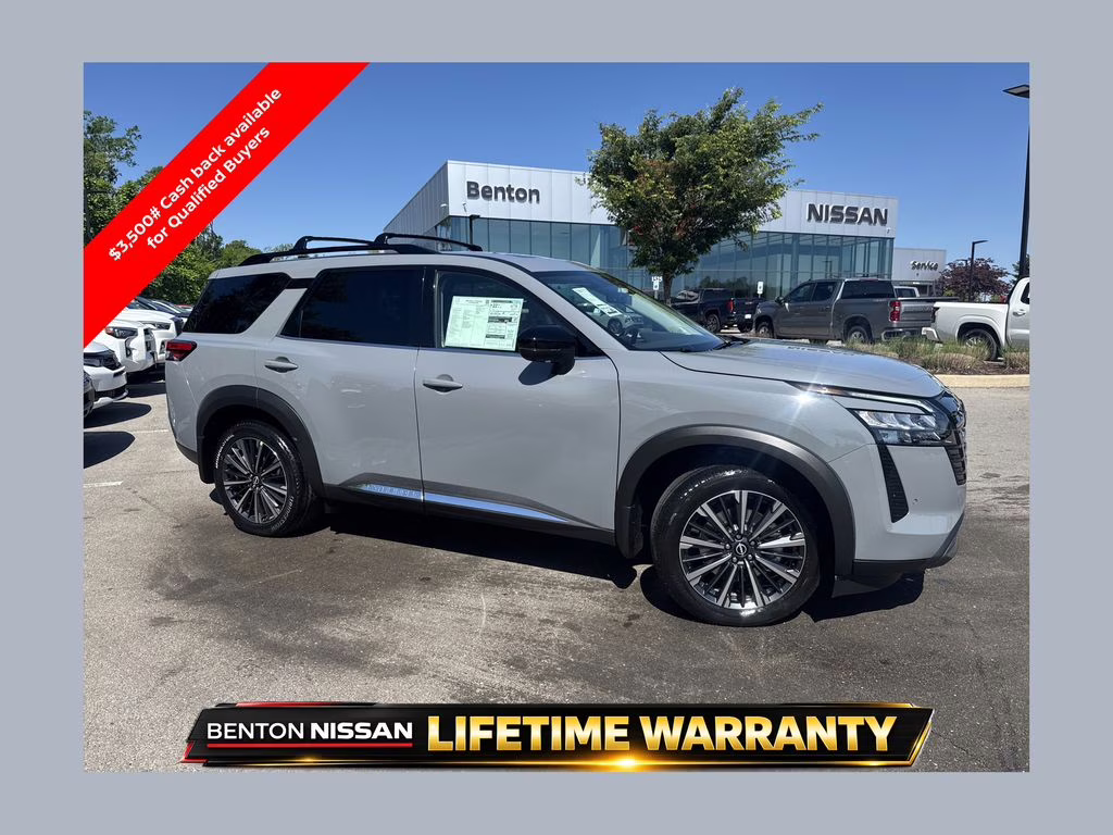 2026 Boulder Gray Pearl Nissan Pathfinder Platinum 4X4 SUV