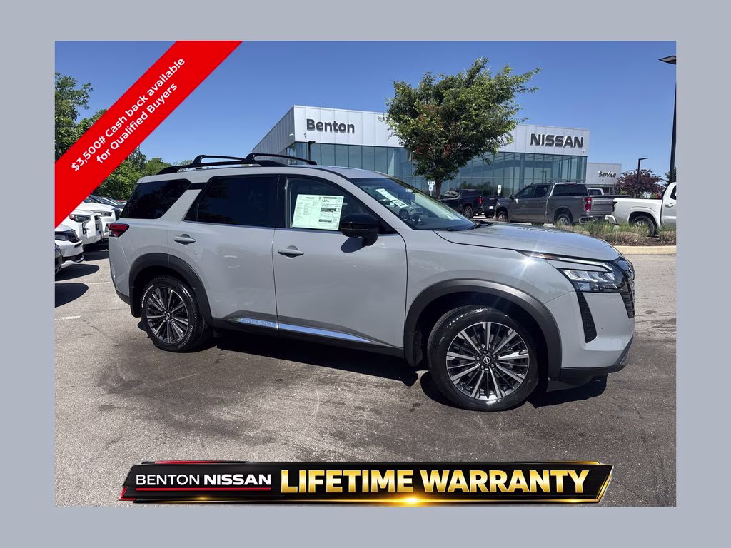 2026 Boulder Gray Pearl Nissan Pathfinder Platinum 4X4 SUV