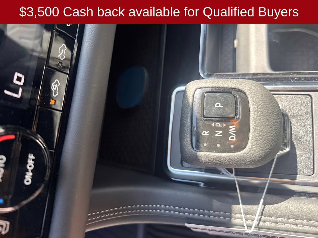 2026 Boulder Gray Pearl Nissan Pathfinder Platinum 4X4 SUV