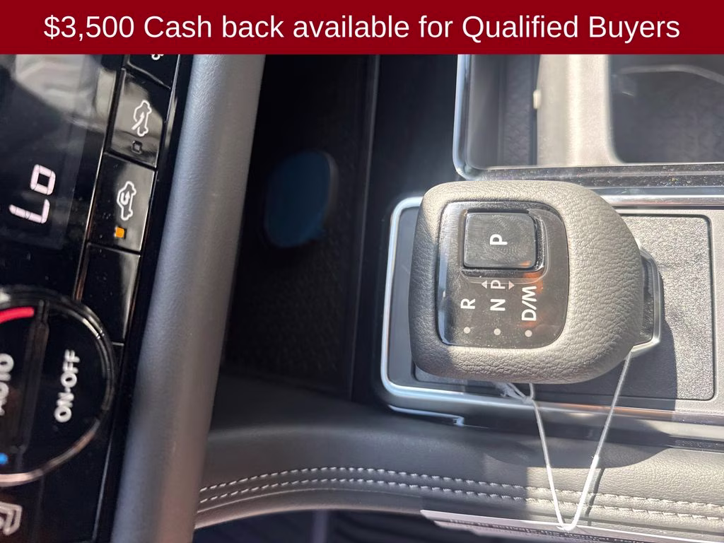2026 Boulder Gray Pearl Nissan Pathfinder Platinum 4X4 SUV