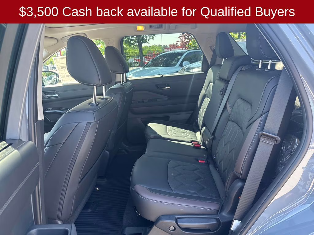 2026 Boulder Gray Pearl Nissan Pathfinder Platinum 4X4 SUV