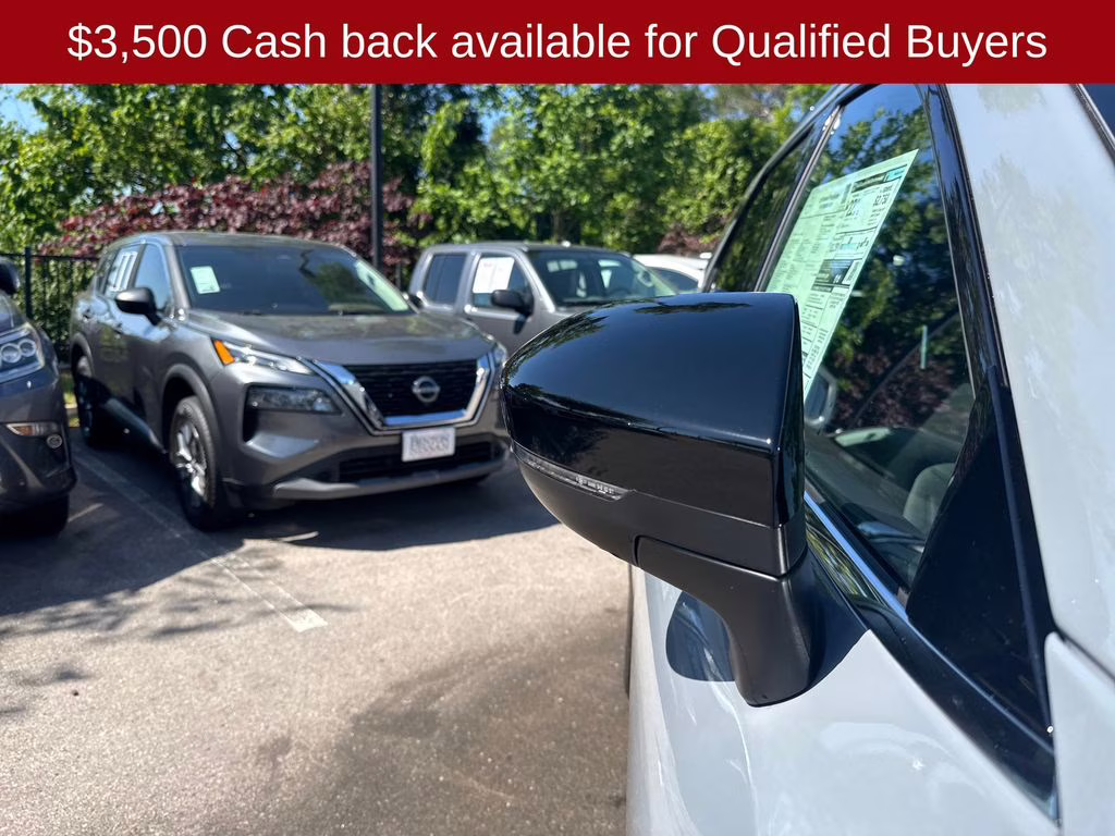 2026 Boulder Gray Pearl Nissan Pathfinder Platinum 4X4 SUV