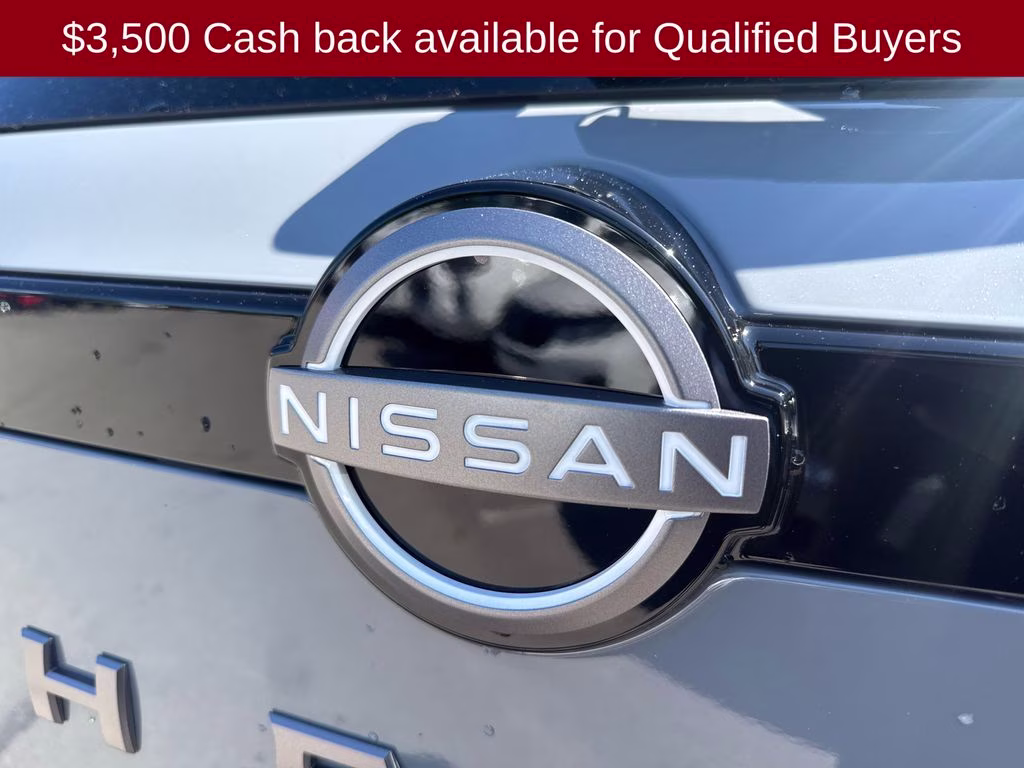 2026 Boulder Gray Pearl Nissan Pathfinder Platinum 4X4 SUV