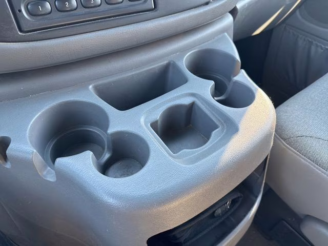 2001 Oxford White Clearcoat Ford E-350SD XLT RWD Van