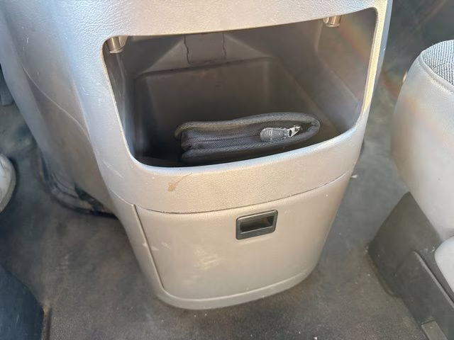 2001 Oxford White Clearcoat Ford E-350SD XLT RWD Van