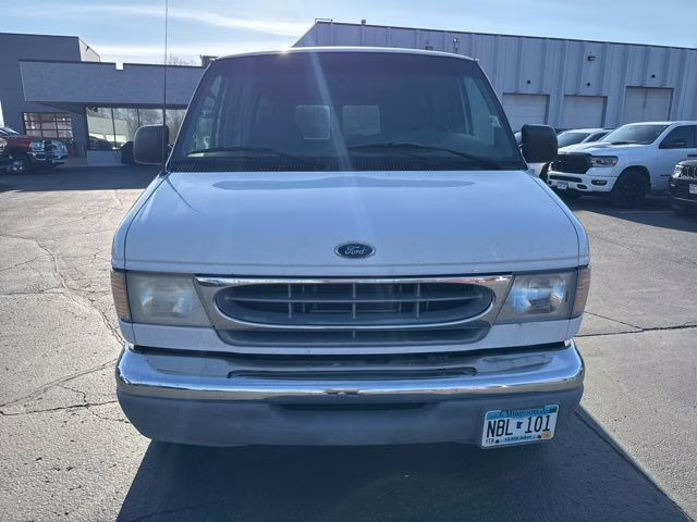 2001 Oxford White Clearcoat Ford E-350SD XLT RWD Van