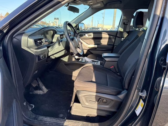 2023 Stone Blue Metallic Ford Explorer XLT 4X4 SUV