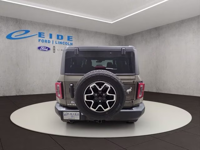2026 Marsh Gray Ford Bronco Outer Banks 4X4 SUV