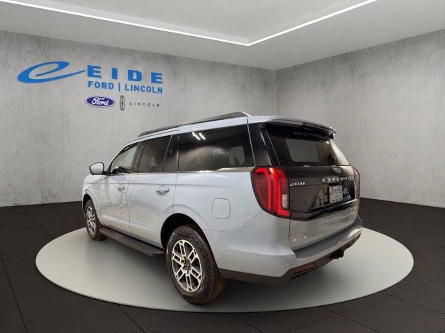 2026 Glacier Gray Met Tri-Coat Ford Expedition Active 4X4 SUV