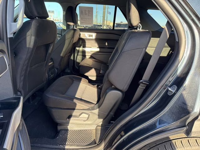 2023 Stone Blue Metallic Ford Explorer XLT 4X4 SUV