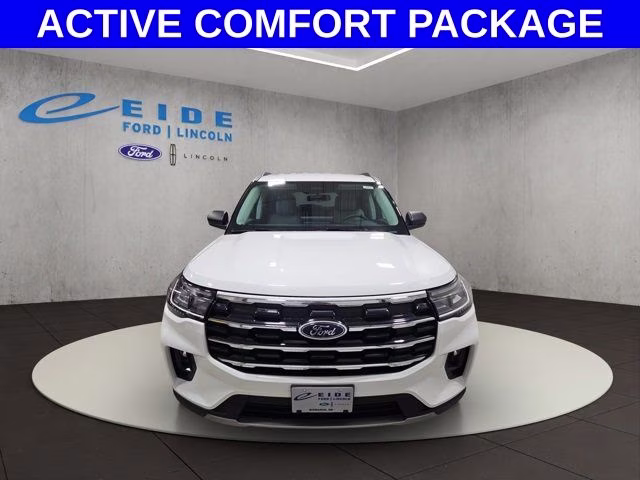 2026 Star White Metallic Tri-Coat Ford Explorer Active 4X4 SUV