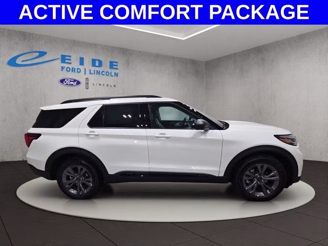 2026 Star White Metallic Tri-Coat Ford Explorer Active 4X4 SUV
