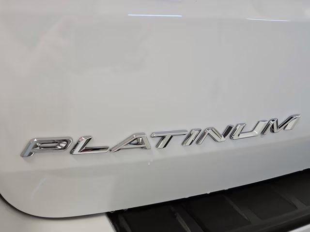 2026 Star White Metallic Tri-Coat Ford Explorer Platinum 4X4 SUV