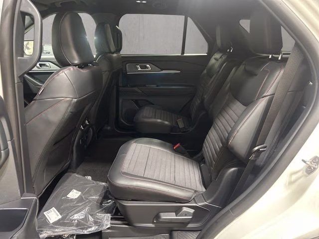 2026 Star White Metallic Tri-Coat Ford Explorer ST-Line 4X4 SUV