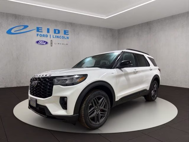 2026 Star White Metallic Tri-Coat Ford Explorer ST-Line 4X4 SUV