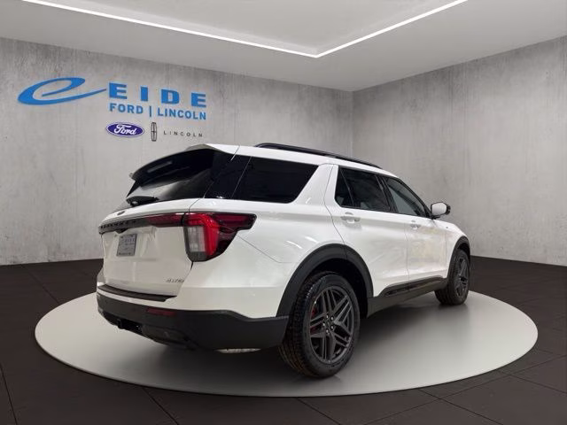 2026 Star White Metallic Tri-Coat Ford Explorer ST-Line 4X4 SUV