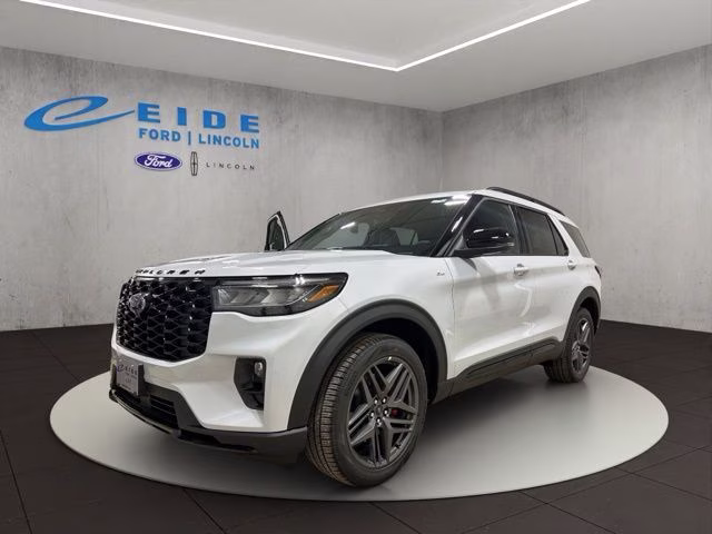 2026 Space White Metallic Ford Explorer ST-Line 4X4 SUV