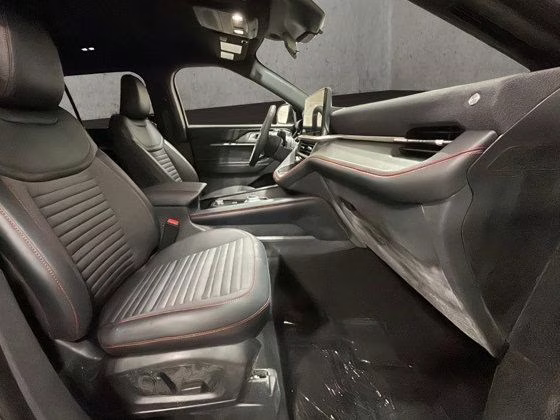 2026 Carbonized Gray Metallic Ford Explorer ST-Line 4X4 SUV